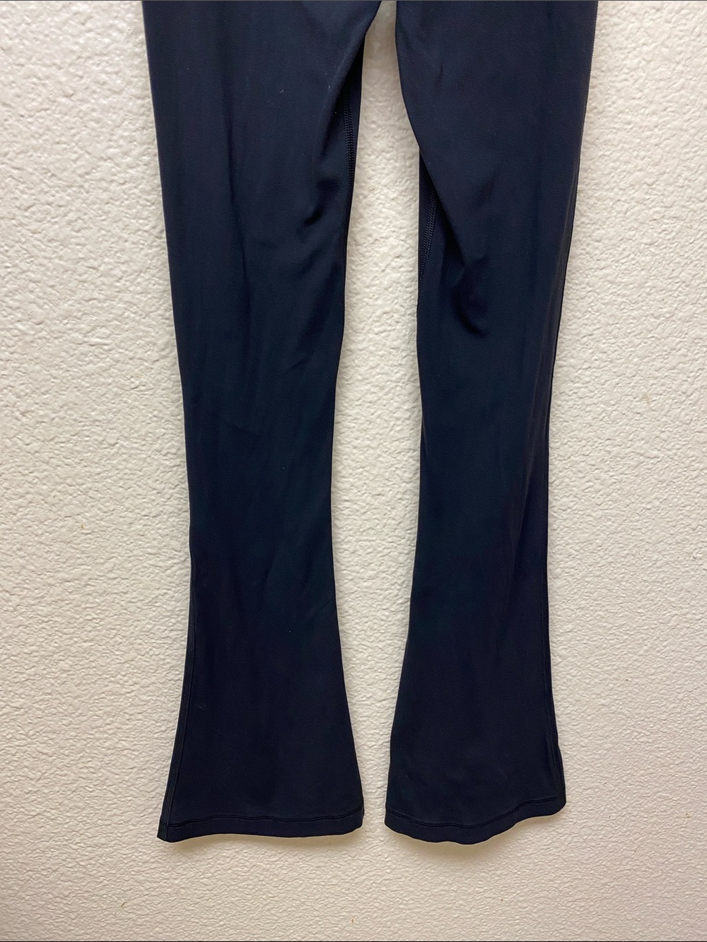 Lululemon Black Flare Leg Yoga Leggings - Picture 6 of 9